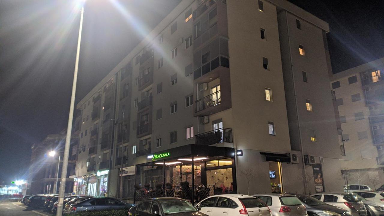 Guest House Mikeli Podgorica Exterior foto