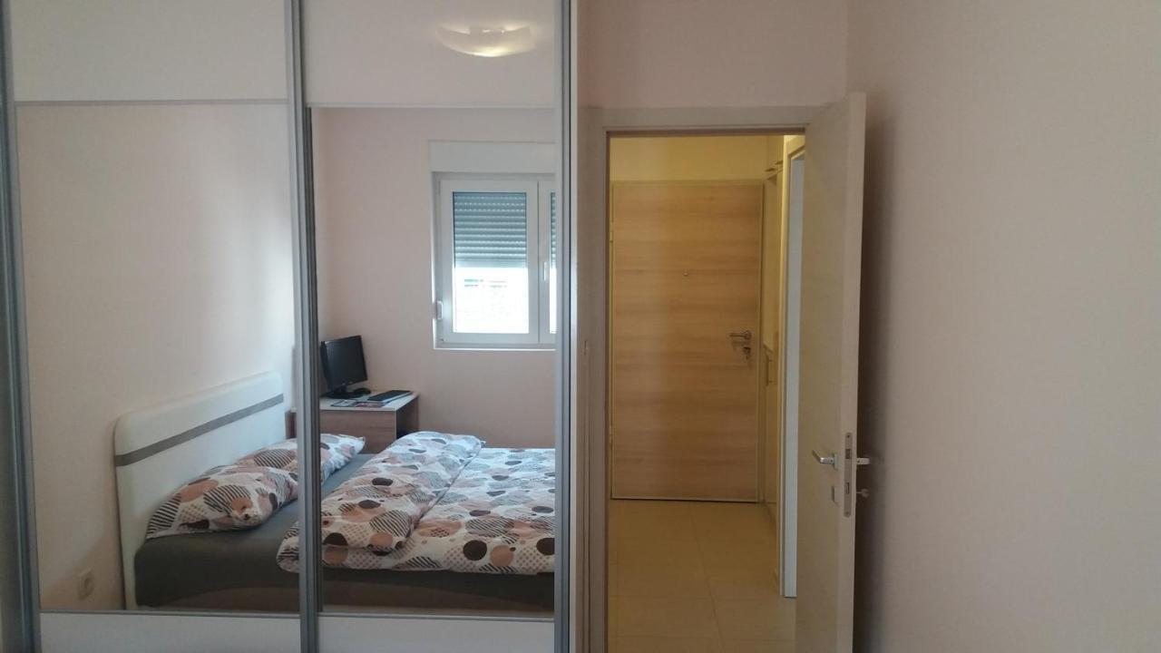 Guest House Mikeli Podgorica Exterior foto